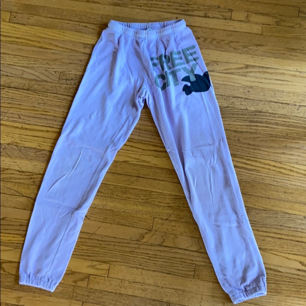 Lavender Free City sweatpants